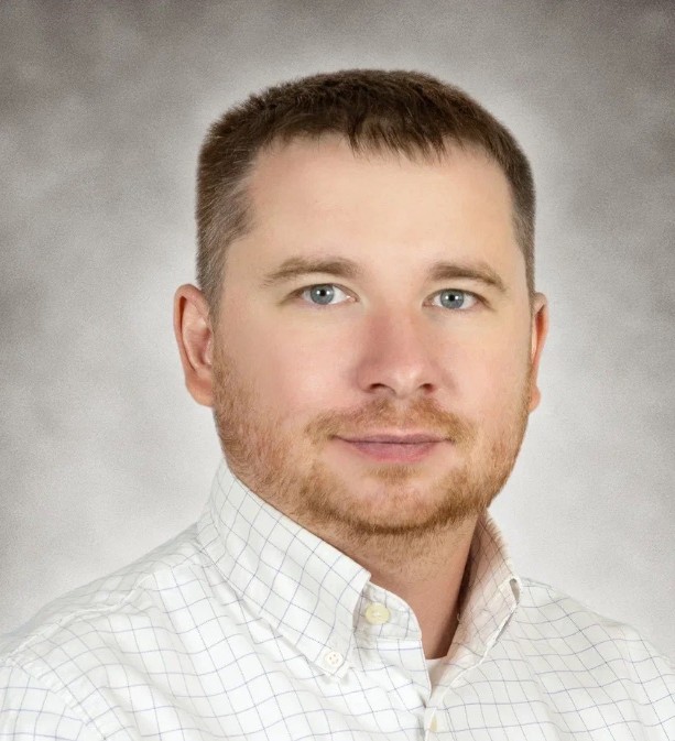 Александр Иванов